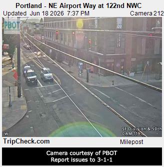 Portland - NE Airport Way at 122nd NWC
